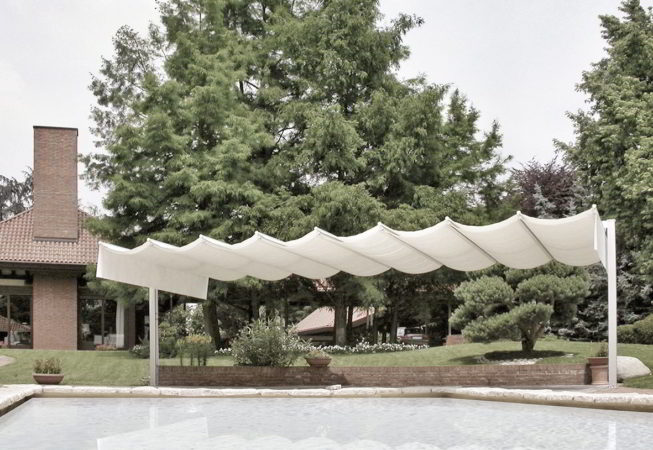 ombrellone pergola piscina giardino senza permessi