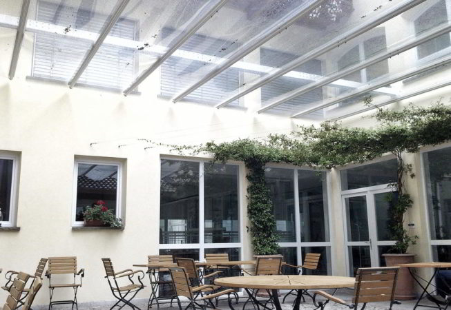 ombrellone pergola retrattile winter garden serra scorrevole impermeabile