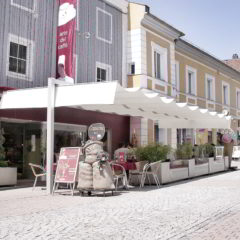 ombrellone pergola dehors centro storico caffe bar