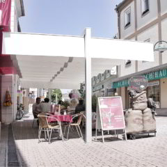 ombrellone pergola dehors centro storico caffe senza permessi comunali